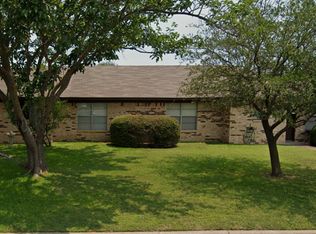 620 Karen Dr, Hewitt, TX 76643