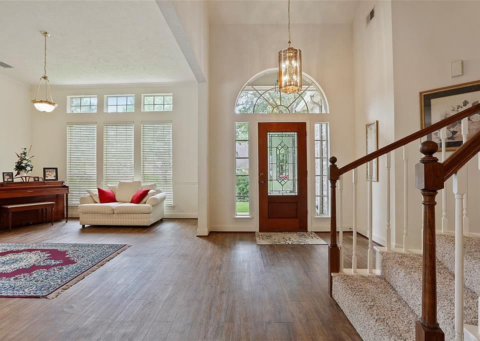 24707 Gilbough Dr, Tomball, TX 77375 | Zillow