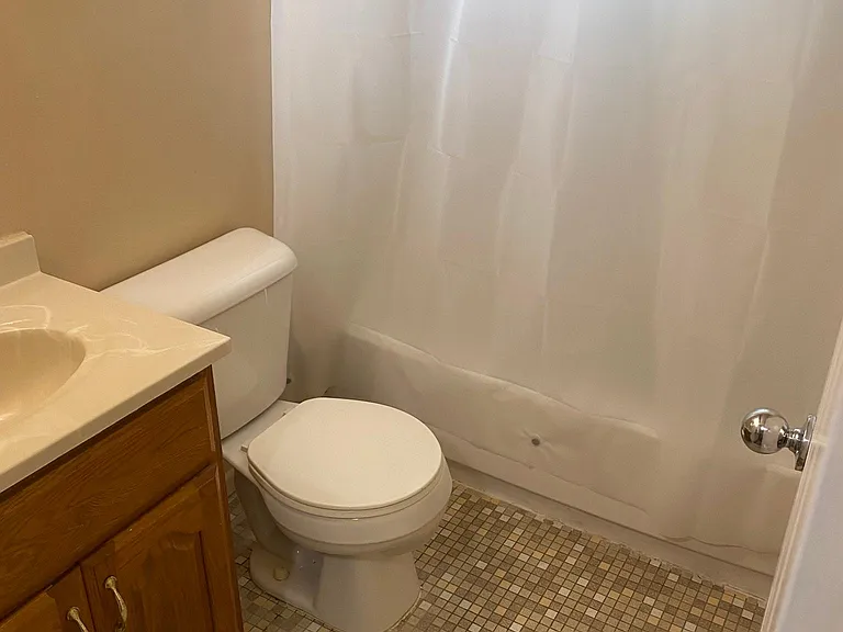 47129 Jefferson Ave #7 — Photo 6