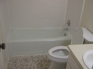 1317 Mary Lee Ln APT D, Edmond, OK 73034