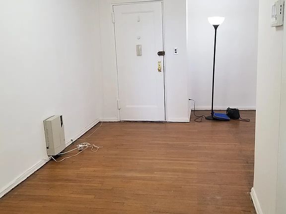 4th image of 91-10 32nd Ave #E402