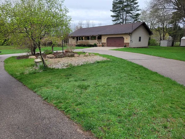 9700 Winans St, West Olive, MI 49460