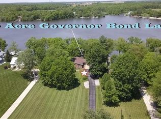 1397 Kingsbury Ln, Greenville, IL 62246