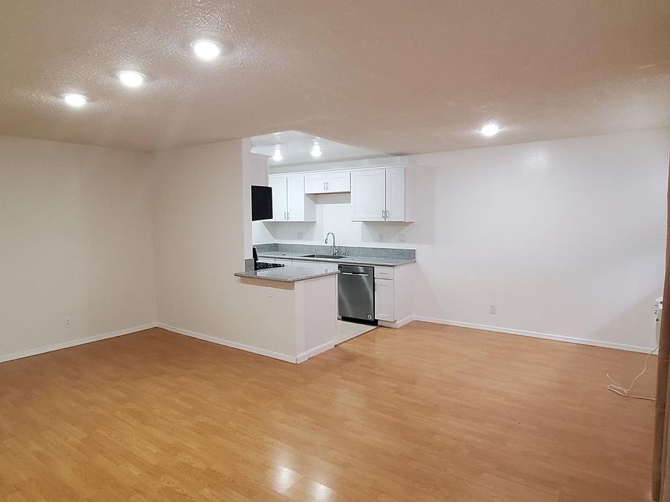 1st image of 3736 Watseka Ave APT 4
