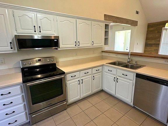 5th image of 3826 Drummonds Rd