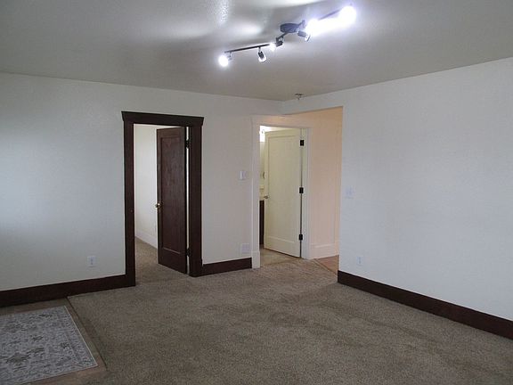 5th image of 110-114 E Hazel Ave #110