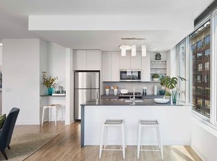 843 S Wells St #1903, Chicago, IL 60607