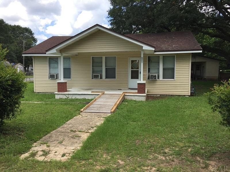 1st image of 2401 N South St