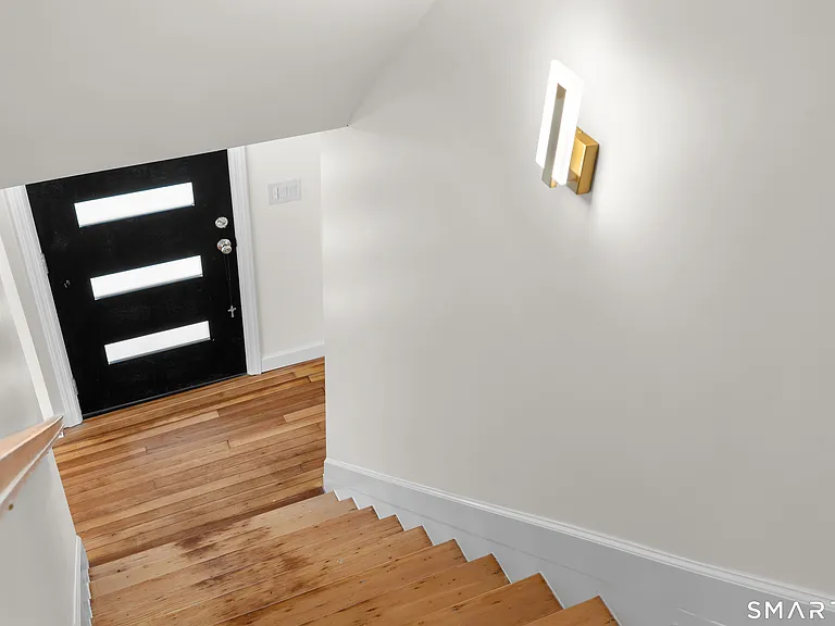 152 Partrick Ave — Photo 21