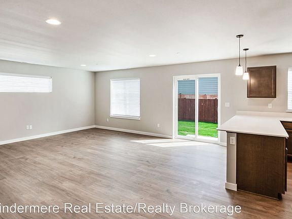 2nd image of 6302 84th Ave NE