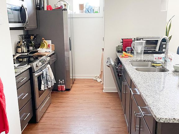 4th image of 1401 Porter St #1