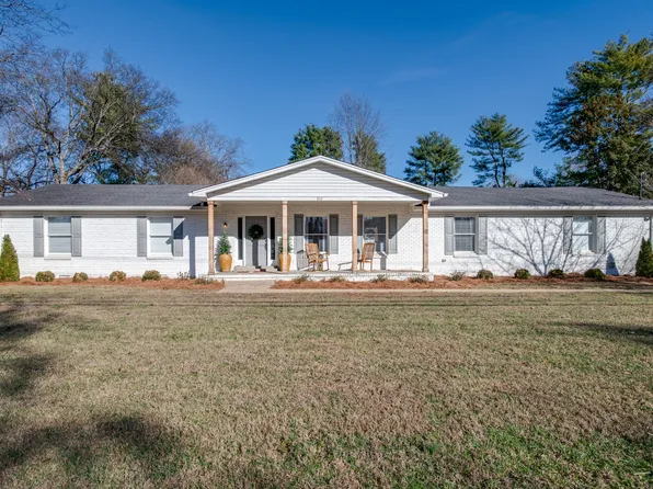302 Haynes Dr, Murfreesboro, TN 37129