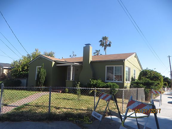 3rd image of 103 S Cragmont Ave