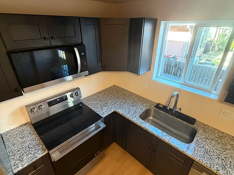 190 E 4380 N — Photo 10