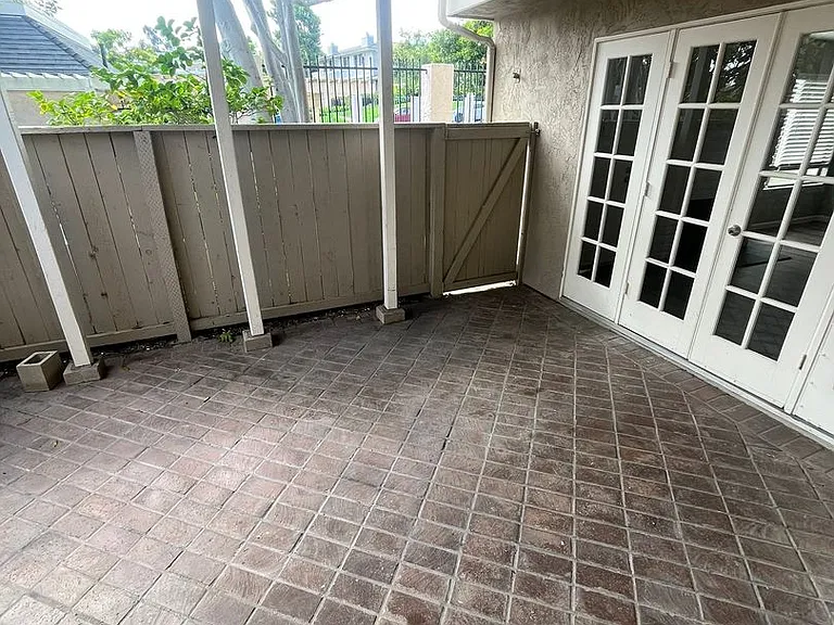8126 Camino Tranquilo — Photo 14