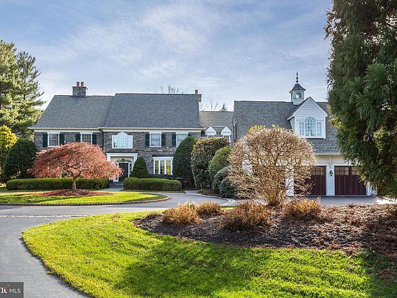 2nd image of 152 Grubb Rd