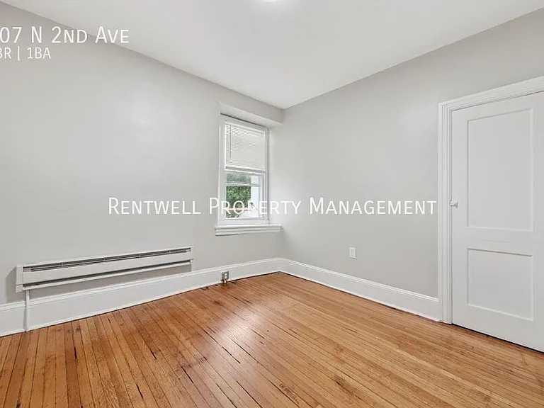 107 E 2nd Ave — Photo 8