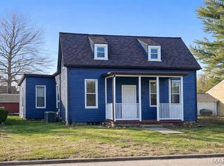 1631 N Church St, Belleville, IL 62221