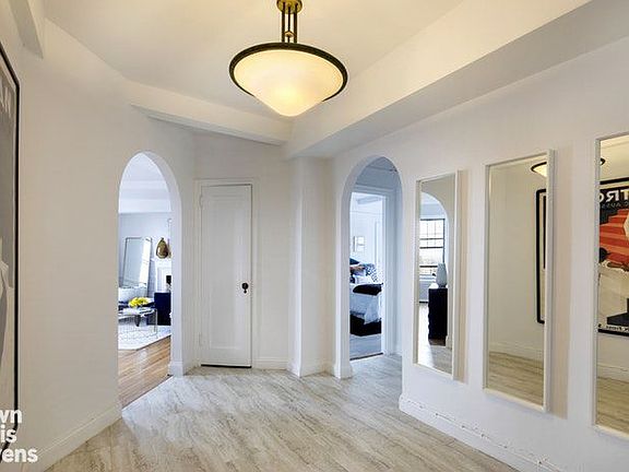 3rd image of 47 Plaza St W APT 12C