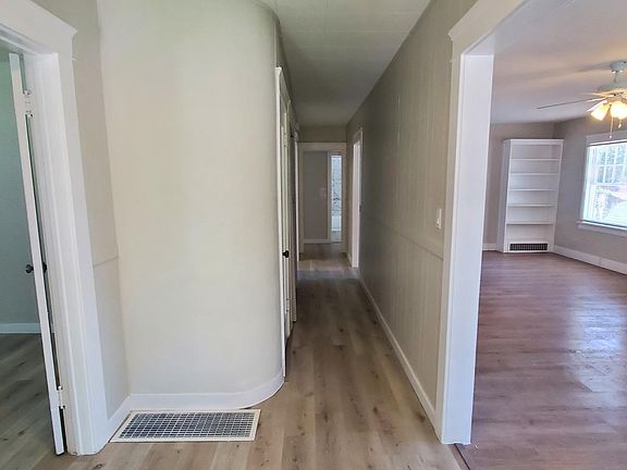 3rd image of 372 G St