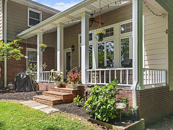 2nd image of 4319 Nicks Dr