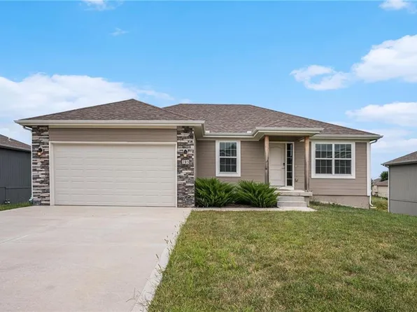 705 Poplar Cir, Belton, MO 64012