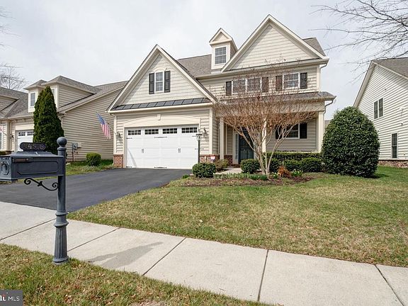 3rd image of 44516 Blueridge Meadows Dr