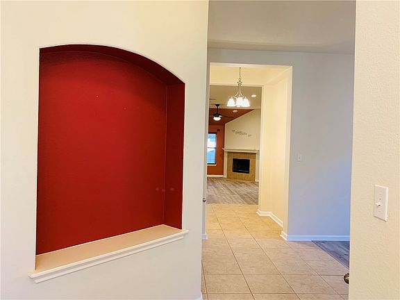 4th image of 705 Crane Canyon Pl