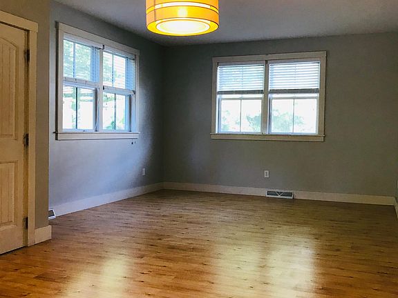 3rd image of 153 Grand Ave APT 3