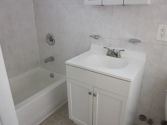 Rented by Douglas Elliman | media 5