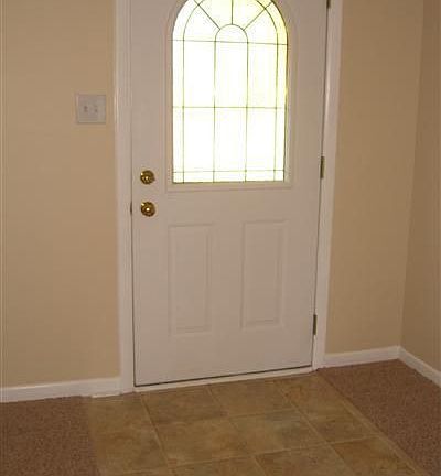4th image of 9248 Stephanie St