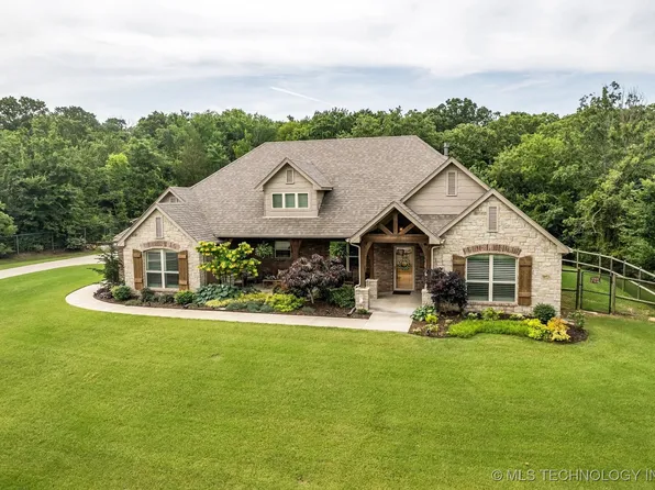 7380 Royalwood Way, Tulsa, OK 74131