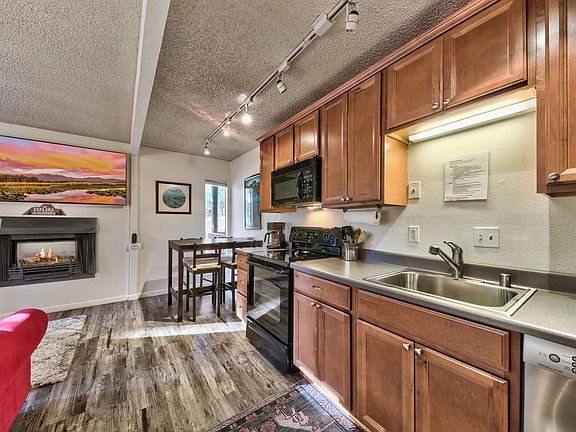 5th image of 1300 Regency Way #62
