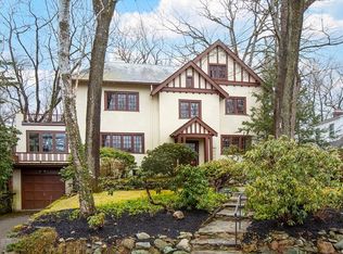 21 Gammons Rd, Newton, MA 02468