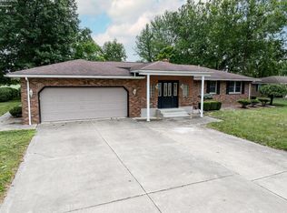35 Westwood Dr, Fremont, OH 43420