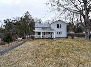 411 Unionville Feura Bush Rd, Feura Bush, NY 12067