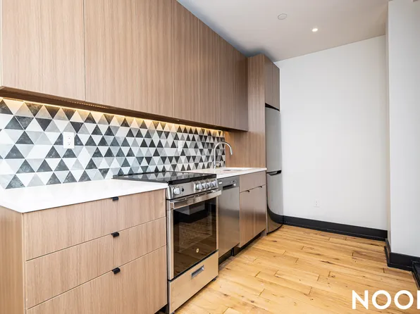 1270 New York Avenue image 13 of 40