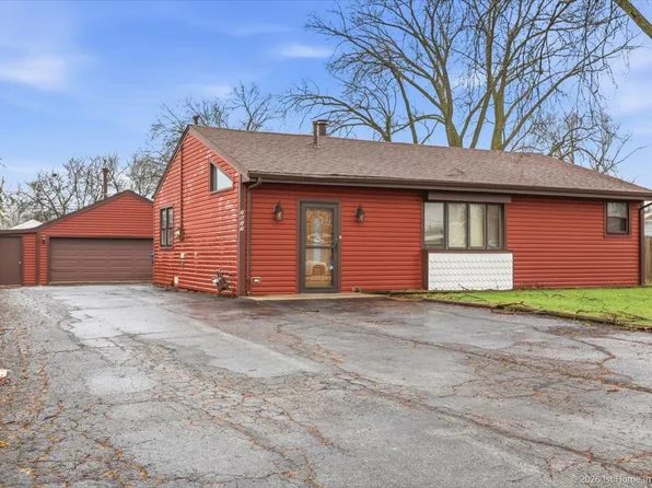 7817 W 98th Pl, Hickory Hills, IL 60457