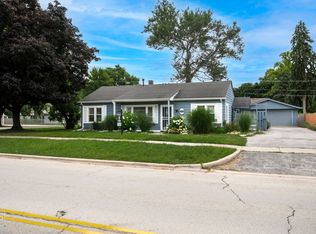 7101 W 115th St, Worth, IL 60482