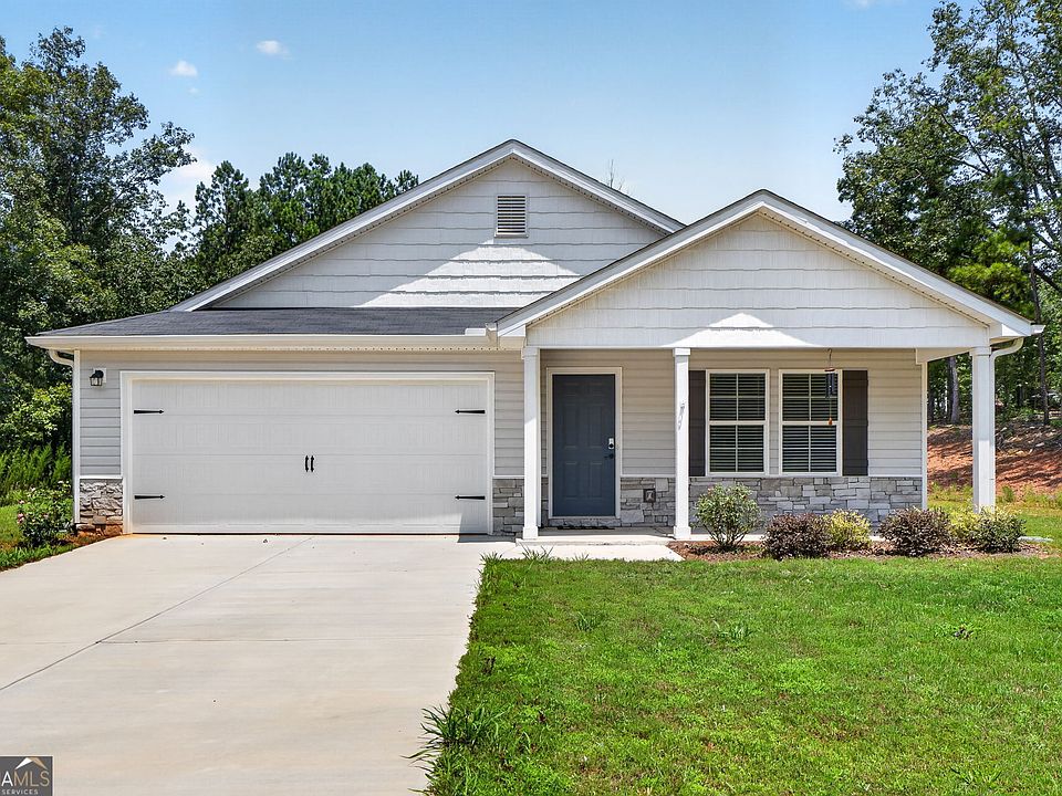1st image of 121 Red Oak Dr