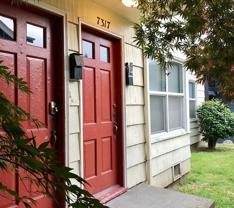 1st image of 7315 Woodlawn Ave NE #7315