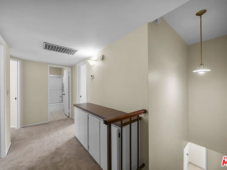 417 N Alhambra Ave #B — Photo 16