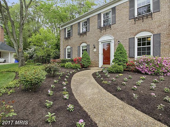 3rd image of 6 Wild Olive Ct