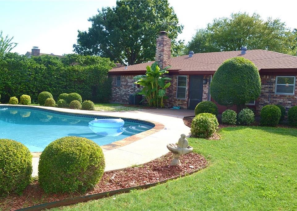 1st image of 533 Lottie Ln