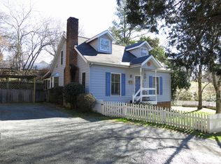 109 Old Pittsboro Rd, Carrboro, NC 27510