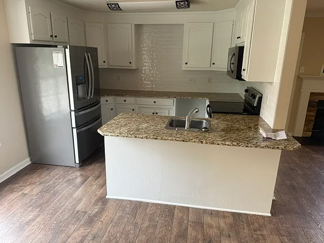 1751 Knights Dr — Photo 14