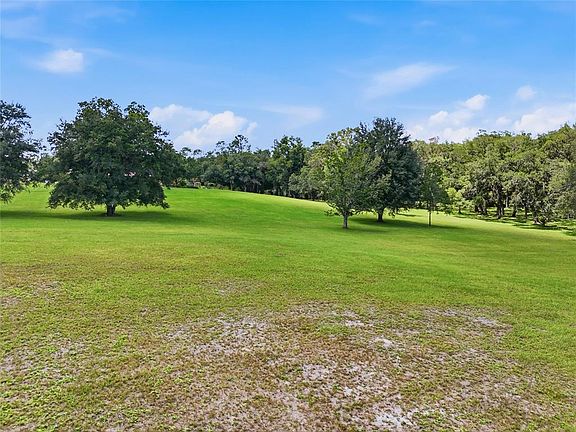 3rd image of 4875 SW COUNTY ROAD 240