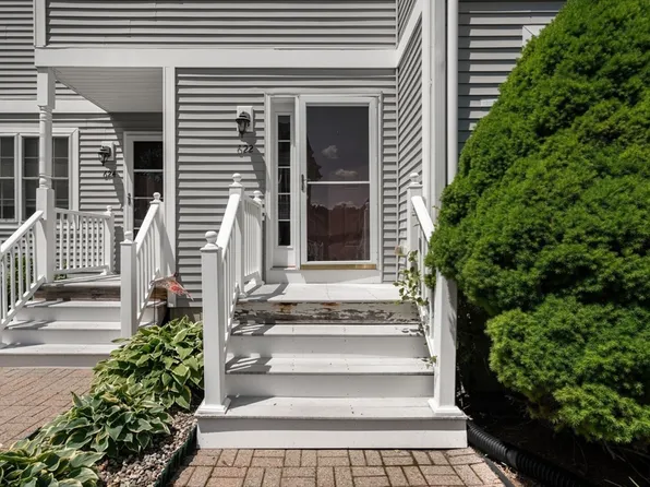 622 Hampton Way #622, Abington, MA 02351
