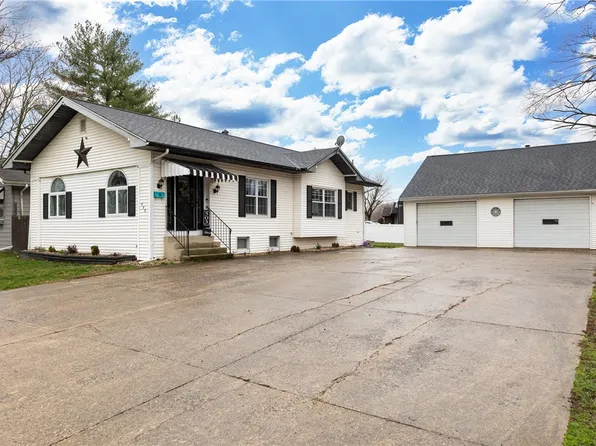 503 N Henrietta St, Effingham, IL 62401