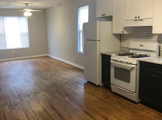 2058 W Erie St APT 2, Chicago, IL 60612